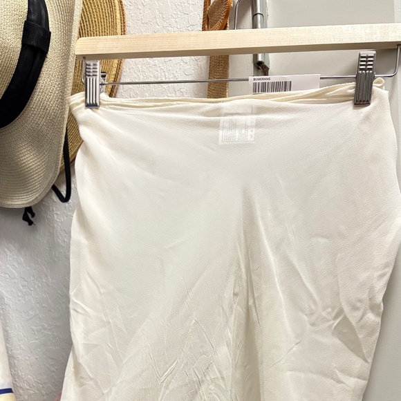 Chanel slip skirt - Picture 1 of 4